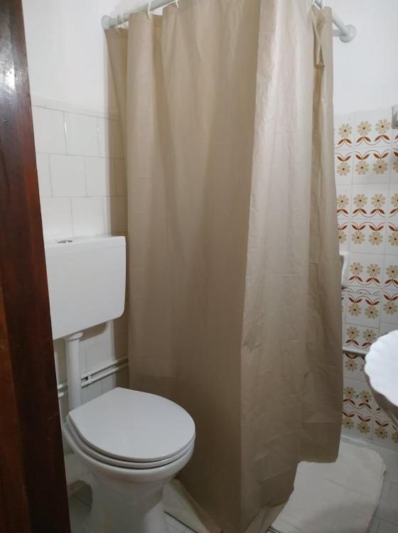Nancy'S Rooms Gouvia Bagian luar foto