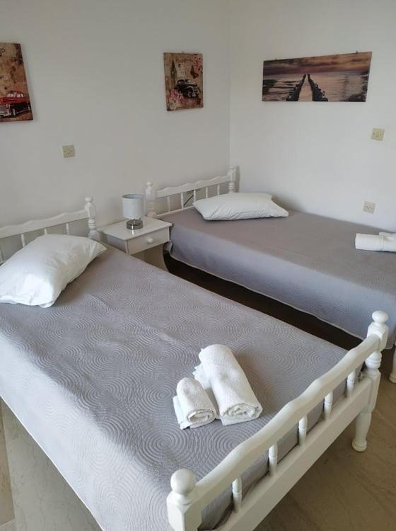 Nancy'S Rooms Gouvia Bagian luar foto